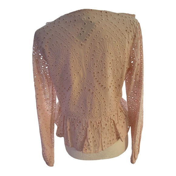 NWT*Express pink Eyelet peplum light pink blouse S - Picture 7 of 7